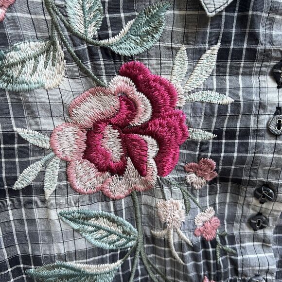 Johnny Was NWT Embroidered Button Up Shirt Plaid Sz S Western Boho Gray Long Slv - Picture 4 of 8